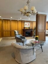 255 Simcoe St N in Oshawa, ON - Building Photo - Building Photo