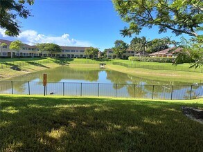 6053 SW 19th Pl in North Lauderdale, FL - Building Photo - Building Photo