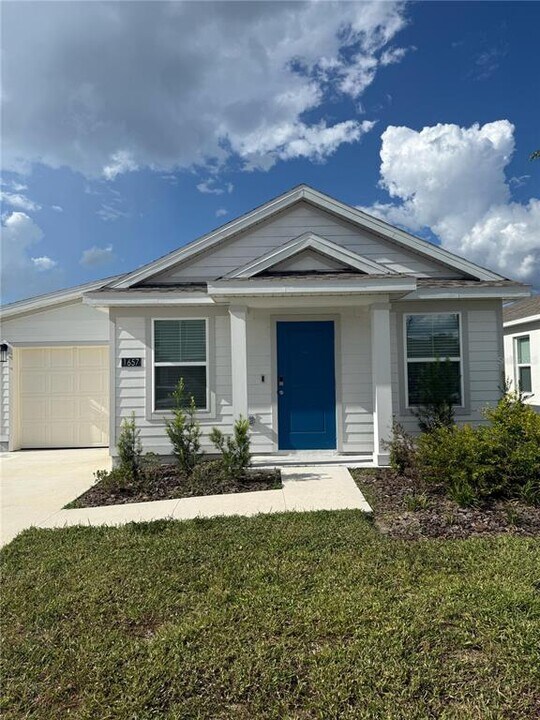 1657 Teagan Ln in Winter Haven, FL - Building Photo