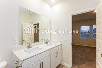 656 Shoemaker Ln in Clarksville, TN - Building Photo - Building Photo