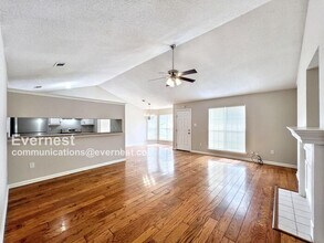 9136 Bentley Woods Dr in Southaven, MS - Building Photo - Building Photo