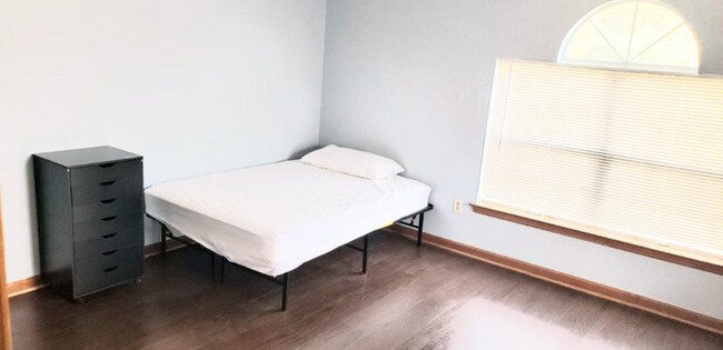 4155 Lake Mist Dr NW in Kennesaw, GA - Building Photo - Building Photo