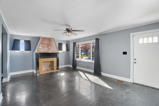 610 Salisbury Rd in Columbus, OH - Building Photo - Building Photo