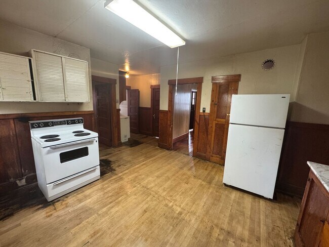 13 Sullivan St