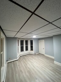 98 Japonica St photo'