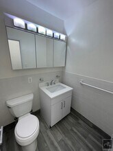 EAST 57 STREET in New York, NY - Building Photo - Building Photo