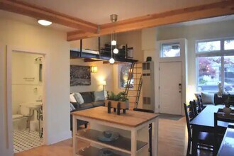 1556 Northwest Ballard Way, Unit Unit#1 in Seattle, WA - Building Photo - Building Photo