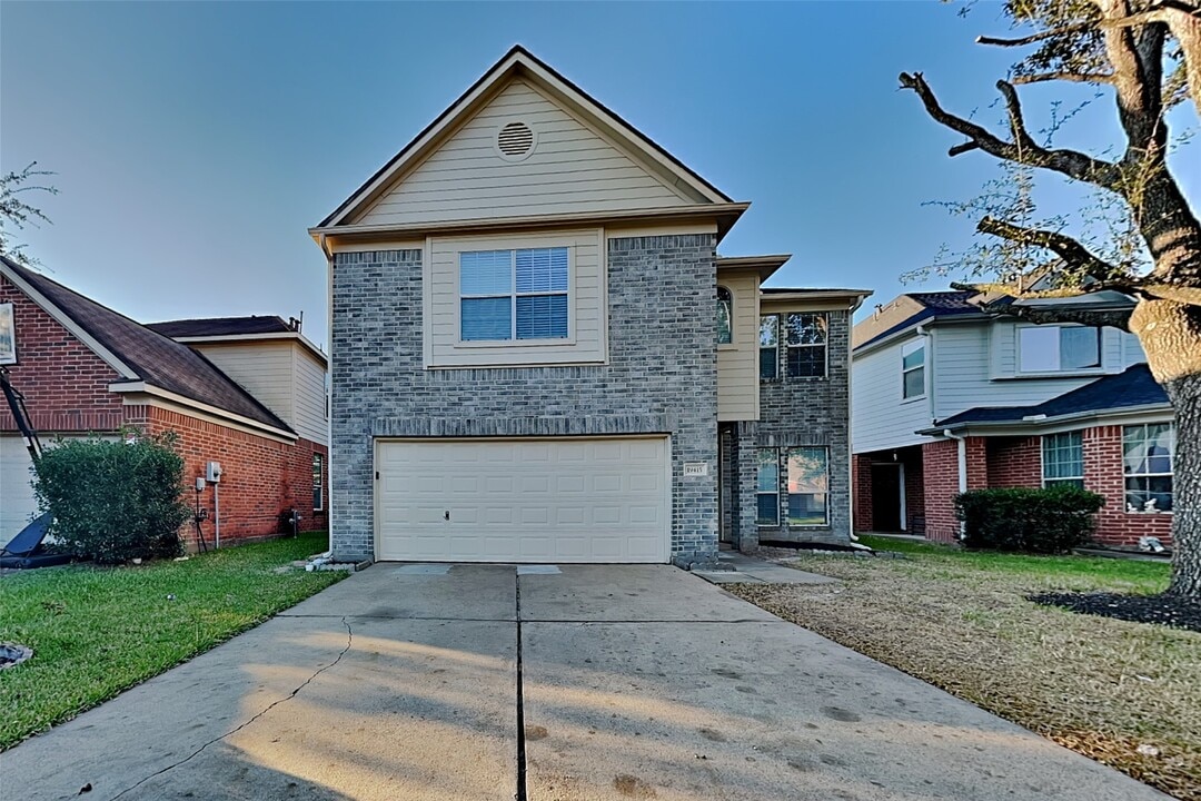19415 Juniper Vale Cir in Houston, TX - Building Photo