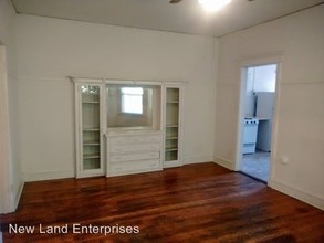 2505-2513 E Park Pl in Milwaukee, WI - Foto de edificio - Building Photo