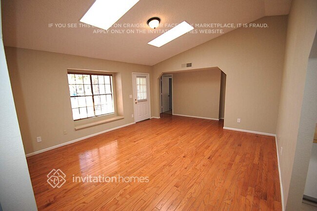 332 W Stanford Ave in Gilbert, AZ - Foto de edificio - Building Photo