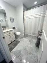 728 E Broadway, Unit 203 in Boston, MA - Building Photo - Building Photo