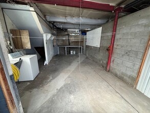 1206 Springhill Rd in Natrona Heights, PA - Building Photo - Building Photo