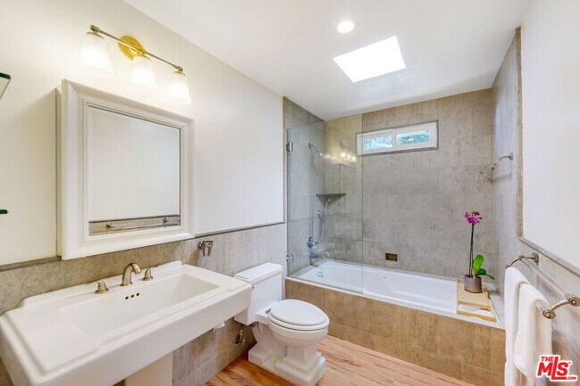 property at 8818 Rosewood Ave