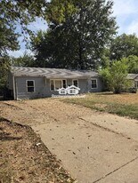 9732 Vickie Pl in St. Louis, MO - Building Photo