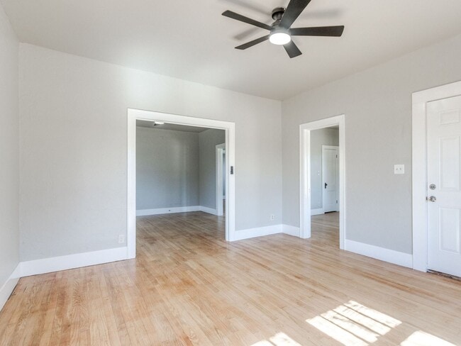 207 W Main St in Edmond, OK - Building Photo - Building Photo