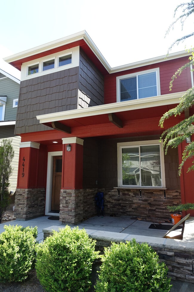 property at 4419 Brennen St W