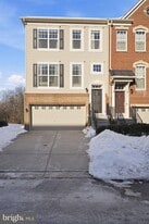 9052 Isabel Ln in Manassas Park, VA - Building Photo