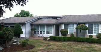 26940 176 Pl SE in Covington, WA - Building Photo