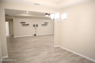 6816 Crosby Falls Dr in Jacksonville, FL - Building Photo - Building Photo