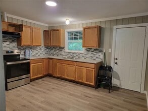 1723 Park St in Commerce, TX - Building Photo - Building Photo