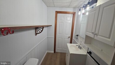 117 S Warren St in Trenton, NJ - Building Photo - Building Photo