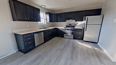 213 Ark Dr in Dallastown, PA - Building Photo - Building Photo