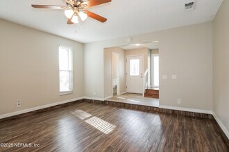 2158 Center Way in Middleburg, FL - Building Photo - Building Photo