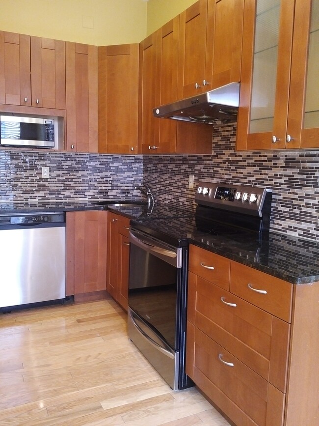 111 Mulberry St, Unit 5O in Newark, NJ - Foto de edificio - Building Photo