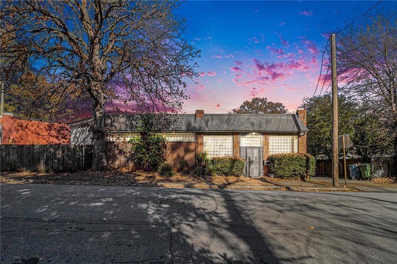 1112 Delaware Ave SE in Atlanta, GA - Building Photo