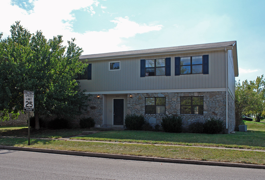 2981 Winter Garden in Lexington, KY - Building Photo