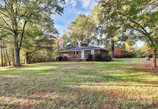 3685 Old Salisbury-Concord Rd in Concord, NC - Building Photo - Building Photo