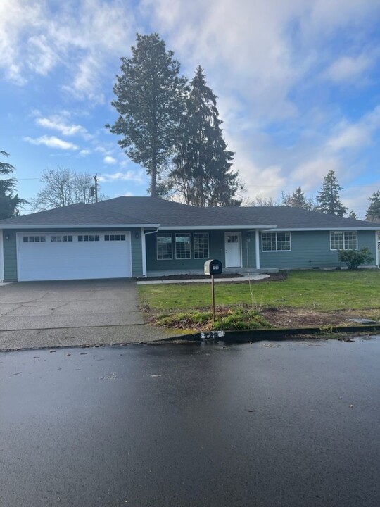 722 N Morrison Rd in Vancouver, WA - Building Photo