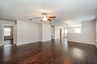 1708 Diamond Lake Trail in Justin, TX - Building Photo - Building Photo