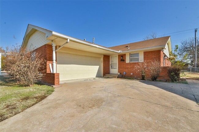 608 Moraine Ave in Midwest City, OK - Building Photo - Building Photo