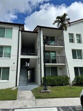 911 Villa Cir in Boynton Beach, FL - Building Photo - Building Photo