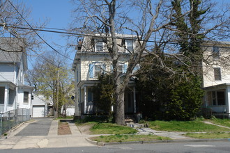 511 1st Ave in Asbury Park, NJ - Foto de edificio - Building Photo