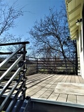 104 W Wallace St, Unit 104A in Llano, TX - Foto de edificio - Building Photo