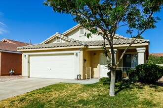 941 Adobe Flat Dr in Henderson, NV - Foto de edificio - Building Photo