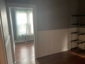 863 Marentette Av in Windsor, ON - Building Photo - Building Photo