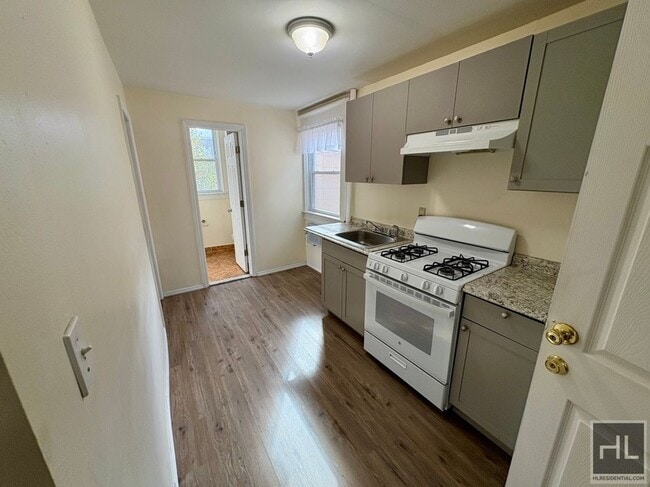 Carroll St, Yonkers in Yonkers, NY - Building Photo - Building Photo