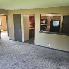 450 Laurel St in Waukee, IA - Building Photo - Building Photo
