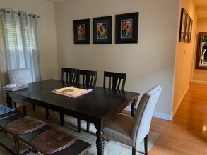 435 Sheridan Ave in Palo Alto, CA - Building Photo - Building Photo