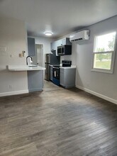 Windsor Apartments in Loves Park, IL - Building Photo - Building Photo