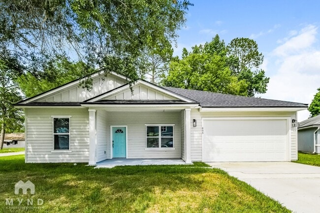 property at 455 Brentwood Ct