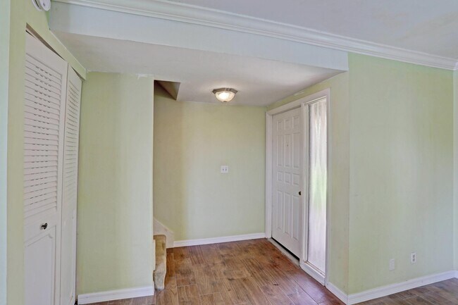 912 Sandtree Dr in Palm Beach Gardens, FL - Building Photo - Building Photo