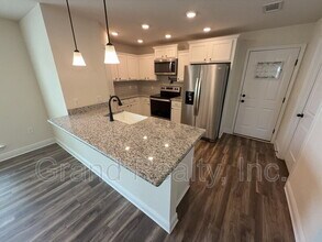 4417 Village Oak Ln in Pace, FL - Building Photo - Building Photo