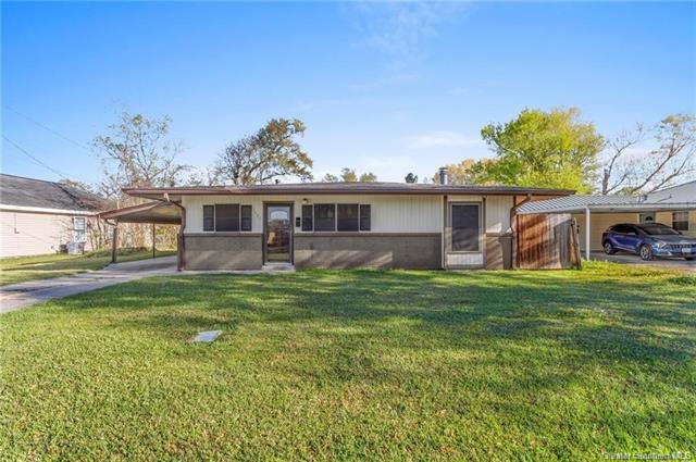 1501 Meadow Dr in Lake Charles, LA - Building Photo