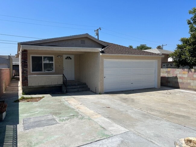 property at 2134 Wayside St