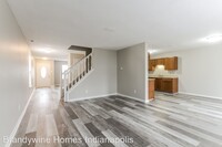 10811 Walnut Grove Bend photo'