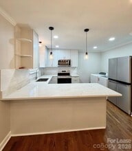 4201 University Dr in Charlotte, NC - Building Photo - Building Photo